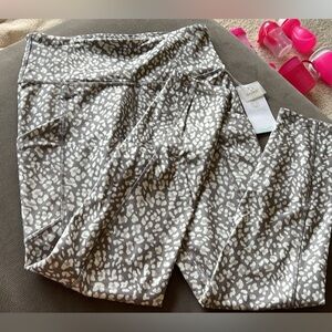 Women’s workout pants